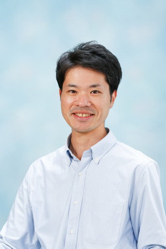 講師 小山 雄一