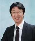 教授 新倉 保