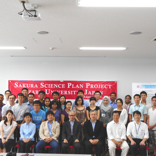 日本・アジア青少年サイエンス交流事業（さくらサイエンスプラン）の開講式を挙行いたしました　Opening ceremony of the Japan-Asia Youth Exchange Program in Science 2016 (Sakura Science Plan) at Azabu University）