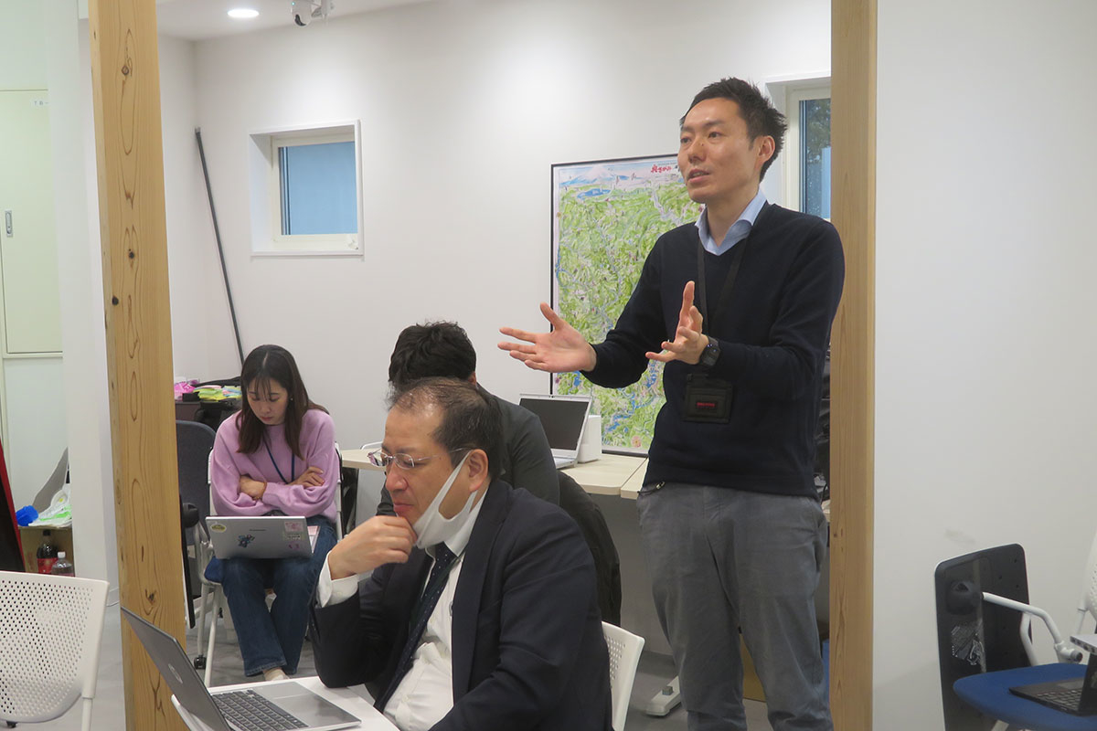 報告会