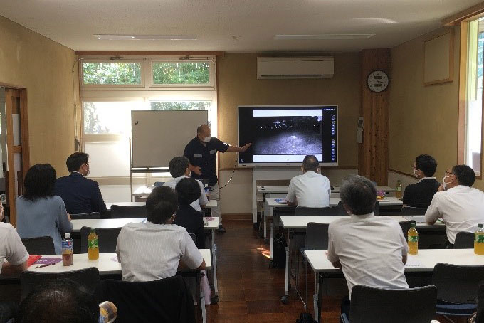 島根県高校校長会研修にて麻布大学の紹介