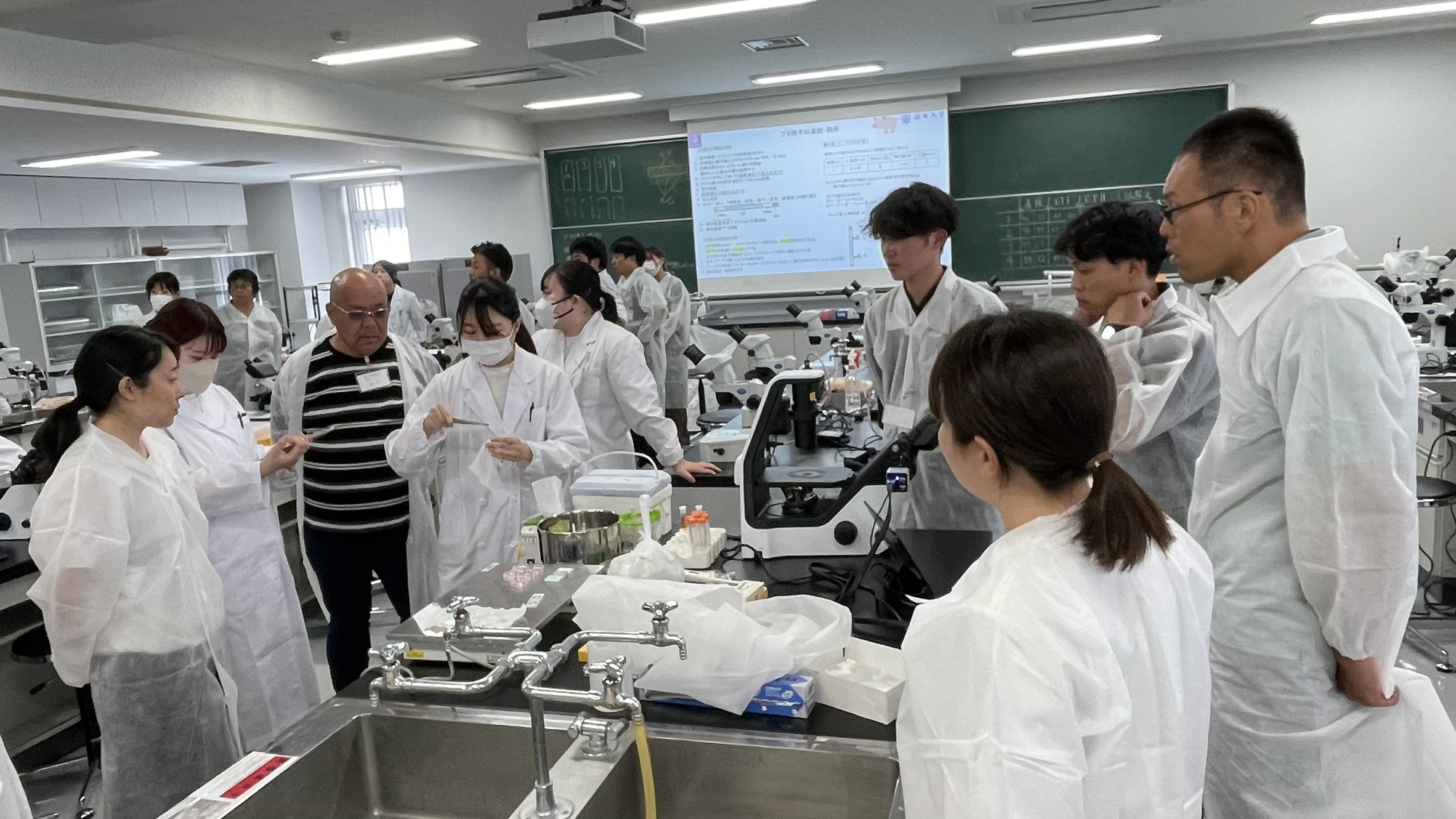 第70回農業実験実習講習会を本学で実施しました
